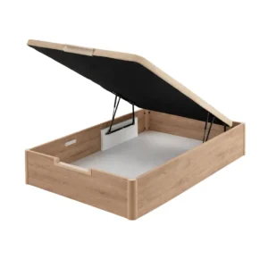 Canapé Sella abierto mostrando gran capacidad interior configurable en fondo blanco